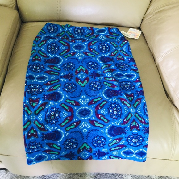 LuLaRoe Dresses & Skirts - 4/15💖 LuLaRoe Skirt!! Size-S